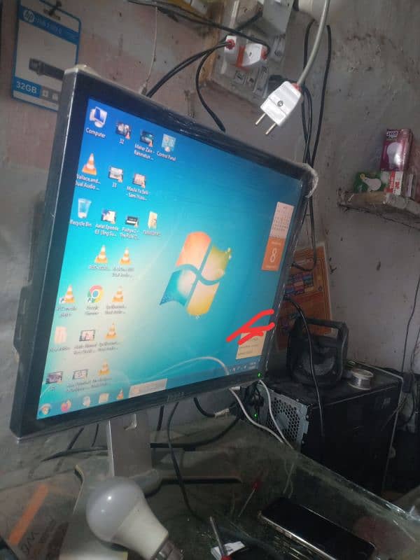 19 inch LCD brand new 5