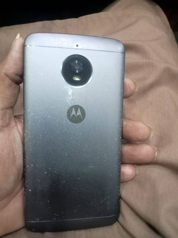 Moto E4 plus 1