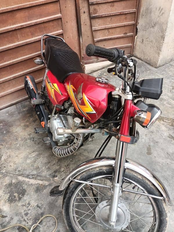 Honda 125cc 1