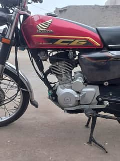 HONDA CG 125 SPECIAL EDITION RED COLIOUR