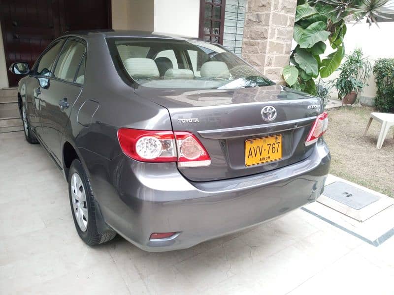 Toyota Corolla GLI 2011 Manual Excellent Condition in DHA Karachi 6