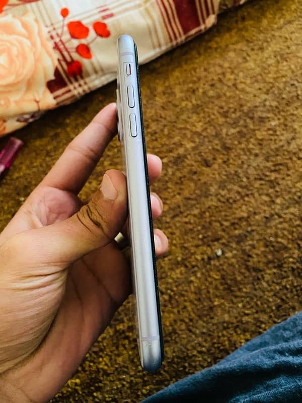 i phone 11 128gb non pta 4