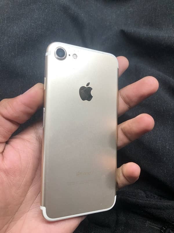 I phone7 128 gb pta 2