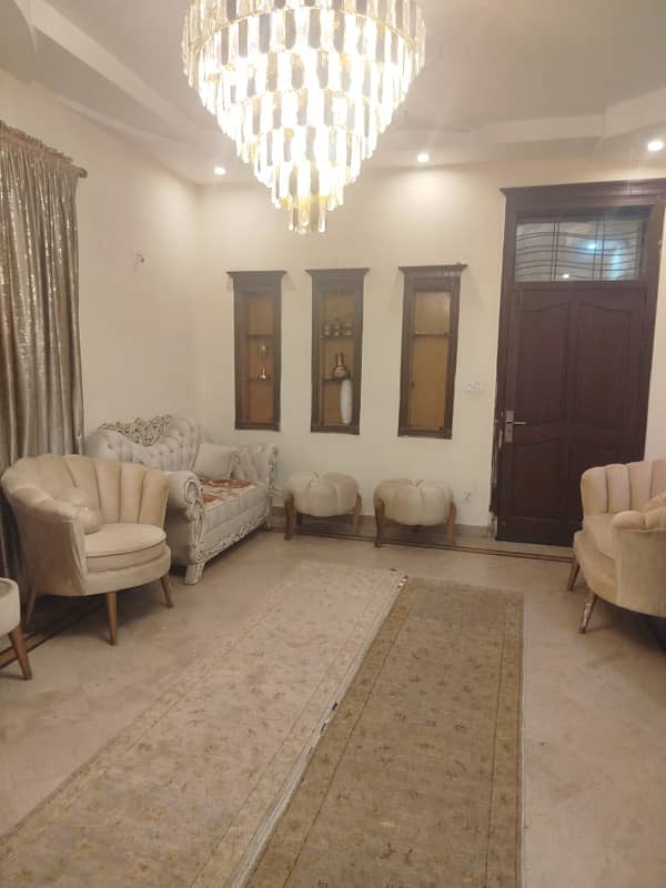 10 marla house for rent in Johar town for Family and Silent office (Call center + Software house) 0