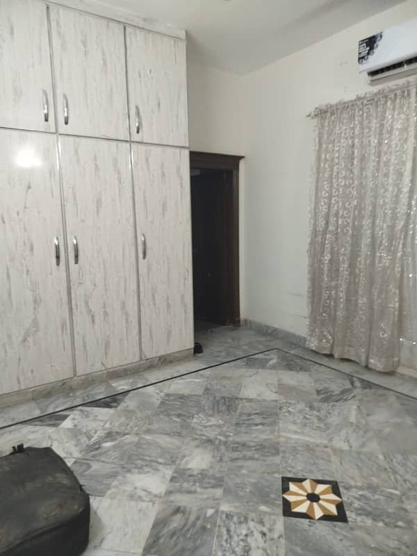 10 marla house for rent in Johar town for Family and Silent office (Call center + Software house) 1