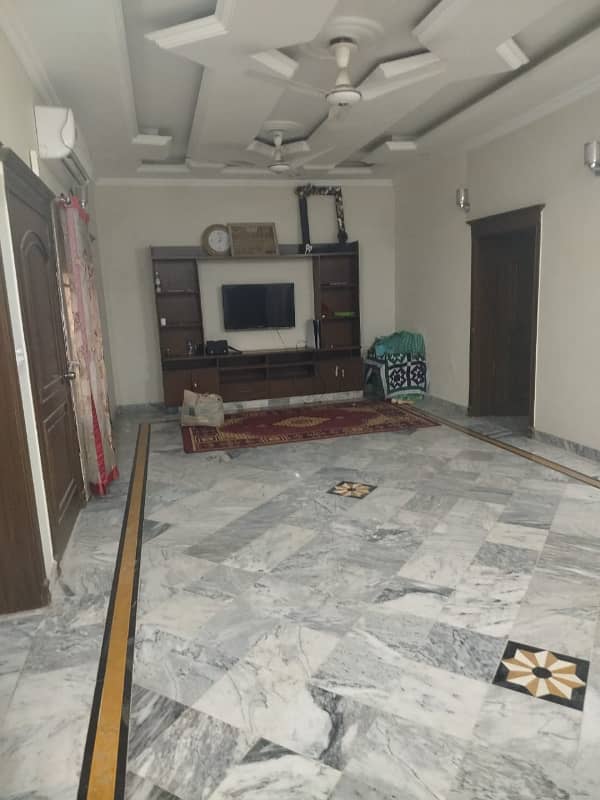 10 marla house for rent in Johar town for Family and Silent office (Call center + Software house) 5