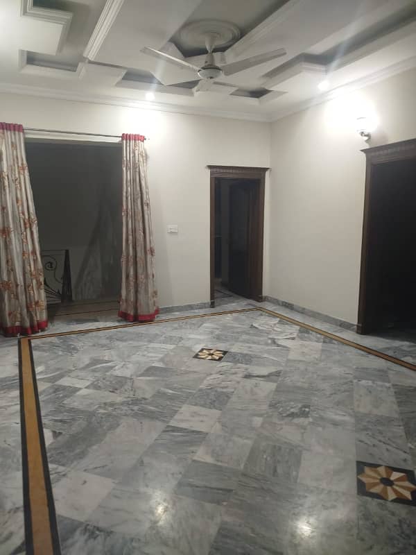 10 marla house for rent in Johar town for Family and Silent office (Call center + Software house) 8