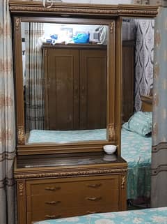 DRESSING TABLE (Akhrot ki lakhri)