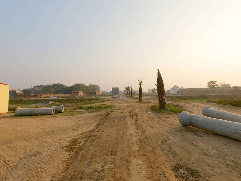 3 MARLA PLOT FOR SALE 350000 DOWN PAYMENT In Ali Housing Scheme Multan Road Lahore 18