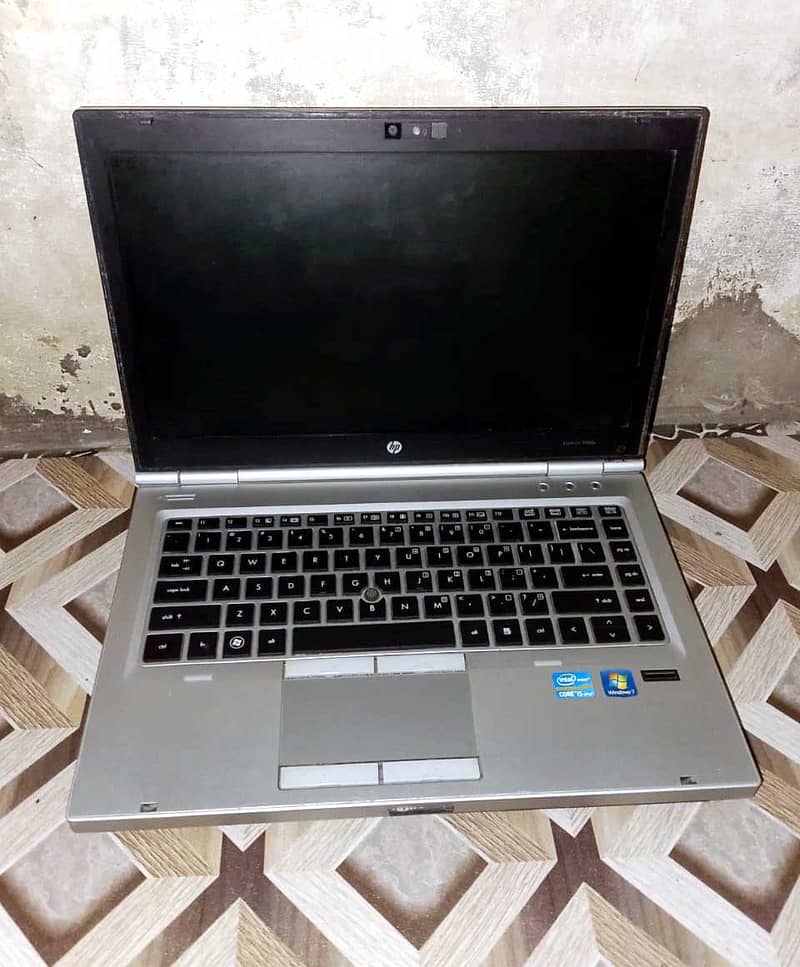 LAPTOP I5 _NEW CONDITION _URGENT SALE 03341285870 1