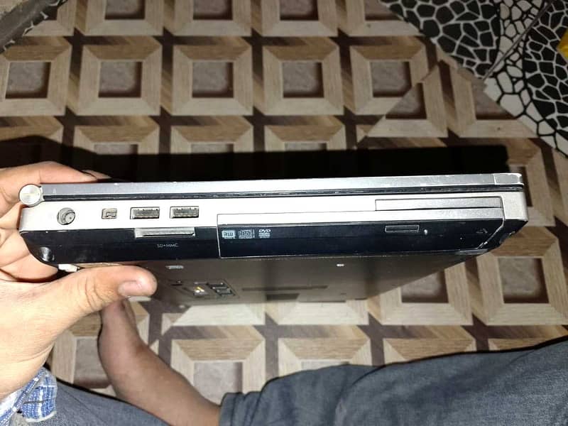 LAPTOP I5 _NEW CONDITION _URGENT SALE 03341285870 2