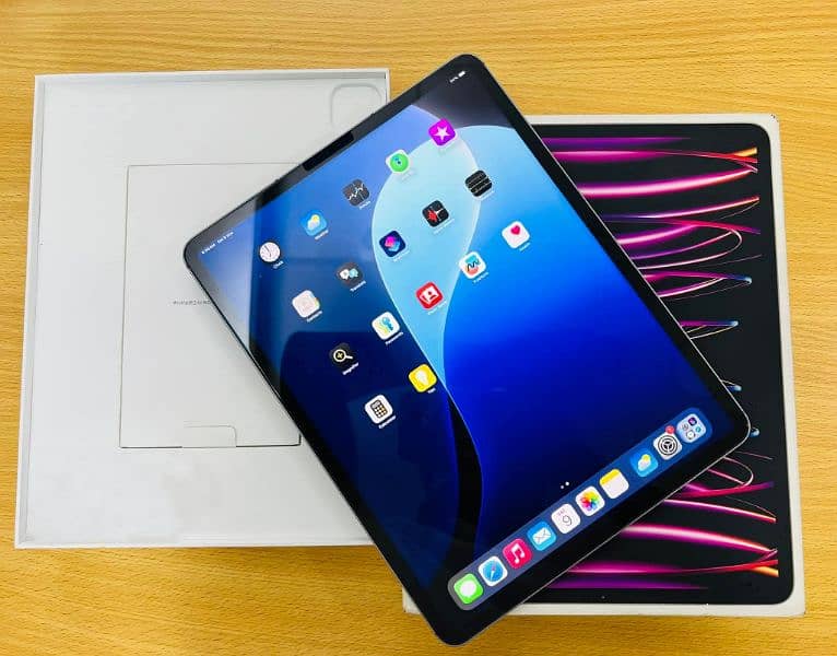 iPad pro M2 For sale 03464561048 call SMS my WhatsApp 1