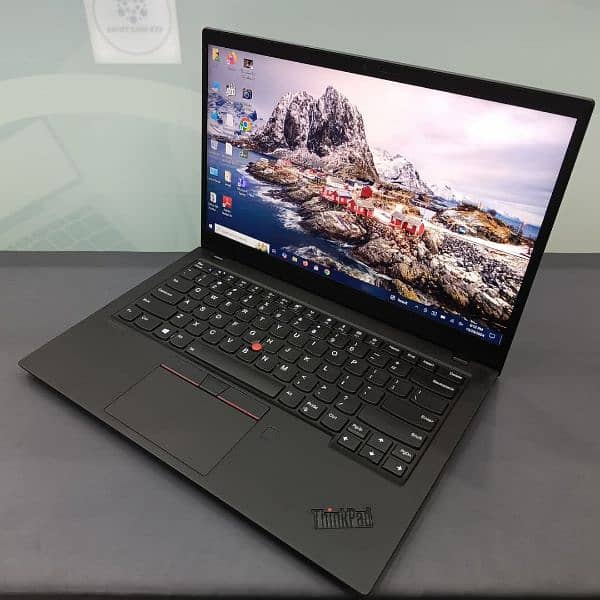 Lenovo Thunkpad X1 carbon 8th Gen i5 At Laptops collection 3