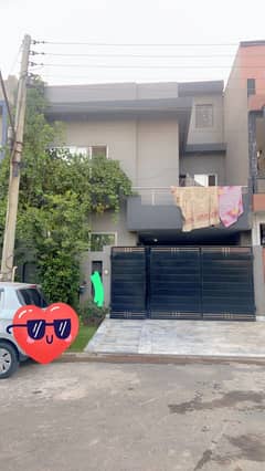 7 Marla Like New House For Rent Near Khayaban E Jinnah Road Lahore.