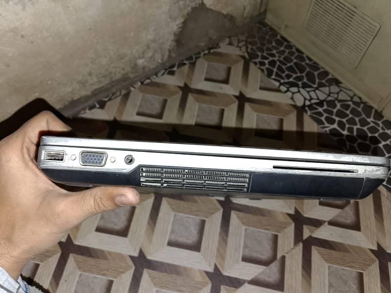 LAPTOP I5 __NEW CONDITION SPOT LESS URGENT SALE 03341285870 4