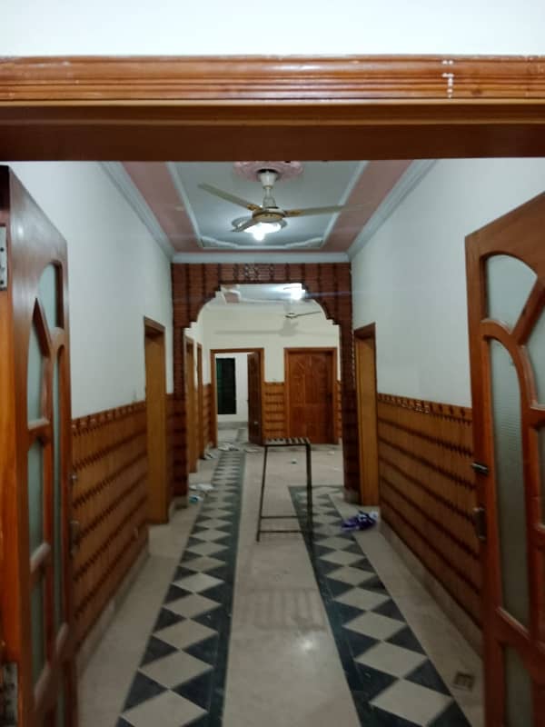 Commercial Use 1 Kanal Triple Storey House for Rent 0