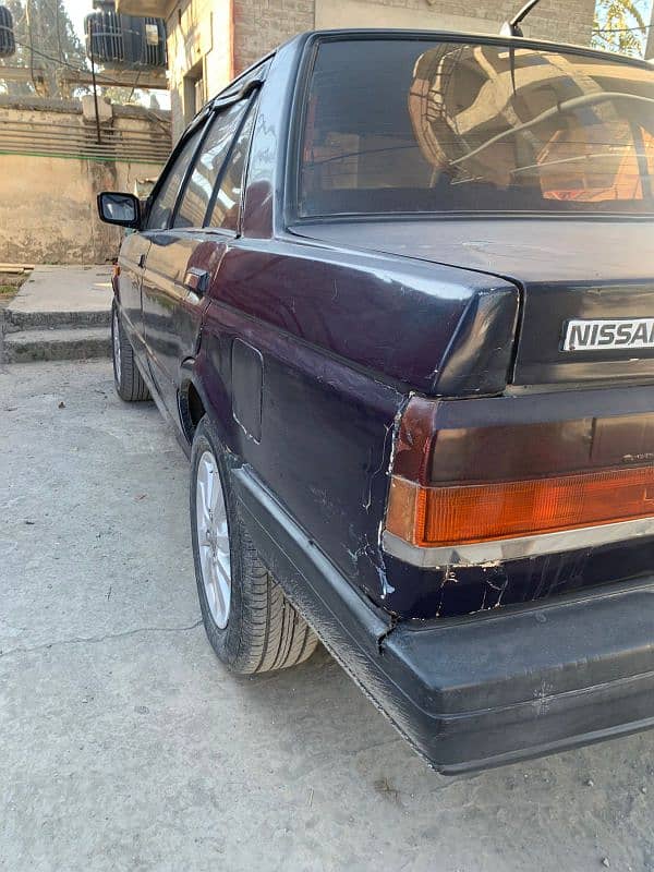 Nissan Sunny 1986 2