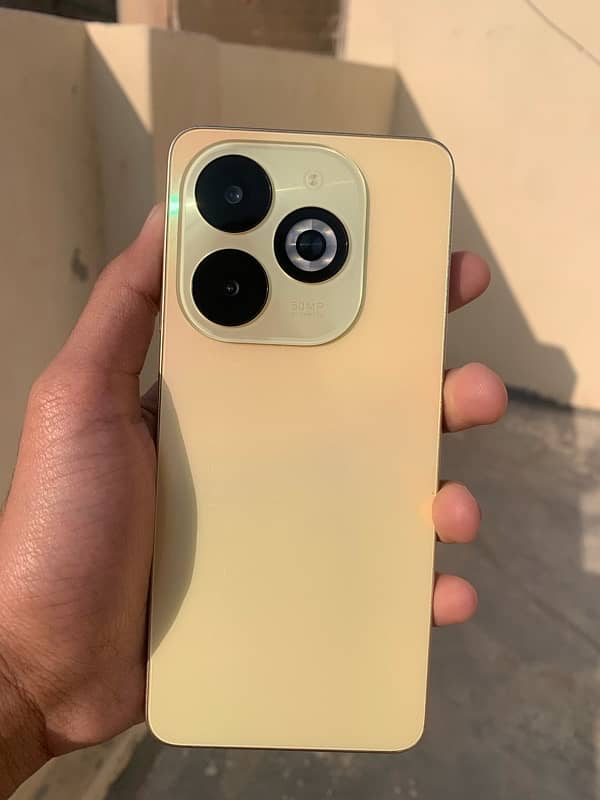 infinix Smart 8 Pro 0