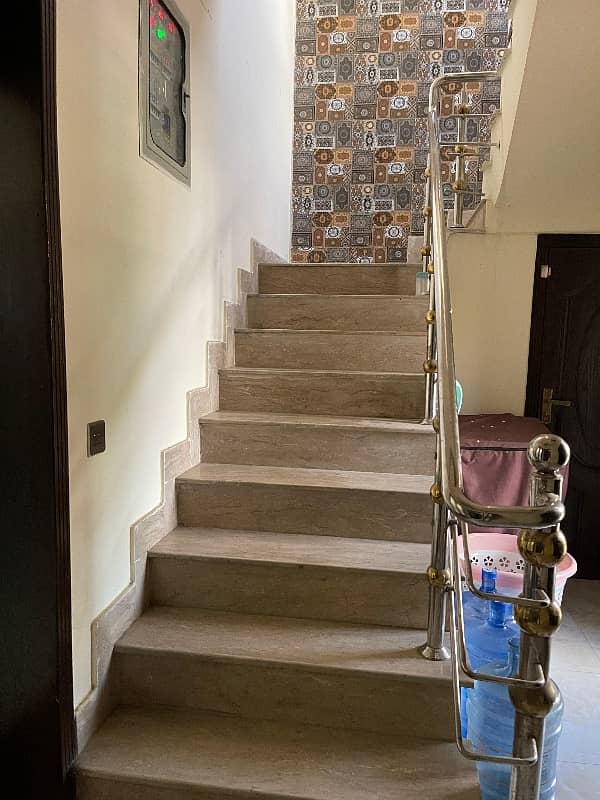 House For sale In Bahria Town - Overseas B 16