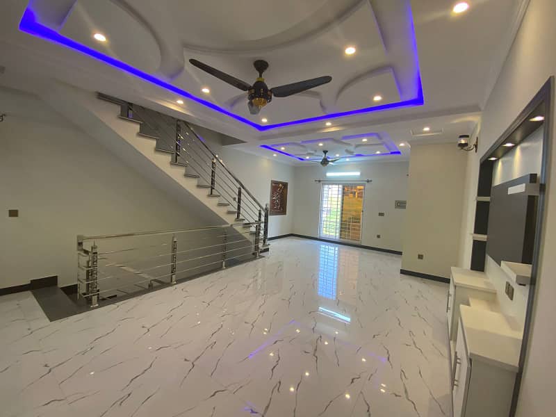 7 Marla FULLY LUXURY Upper Portion Available FOR RENT In Bahria Town Phase 8 10