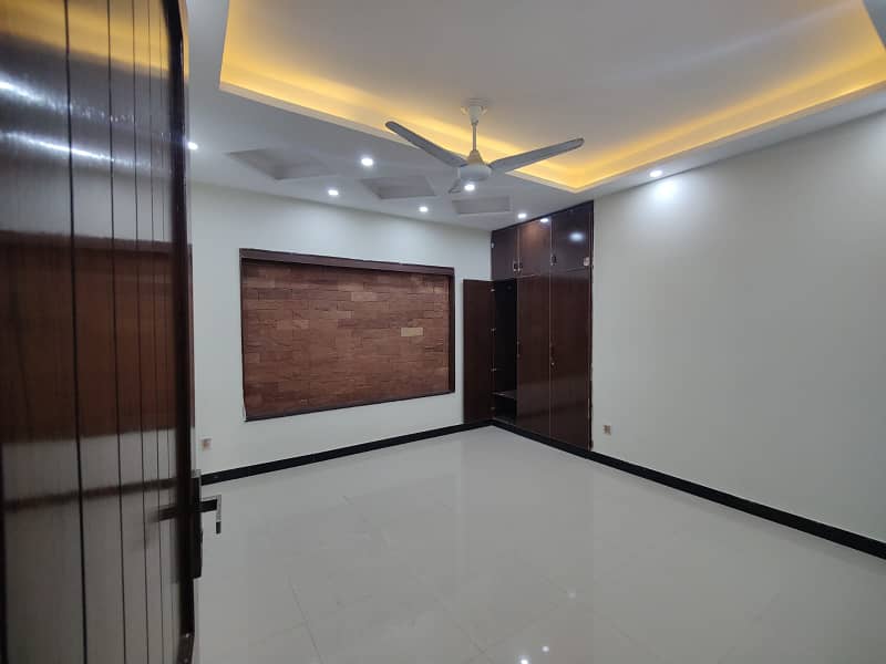 7 Marla designer HOUSE available( FOR RENT ) in Bahria town phase 8 (ALI BLOCK) 16