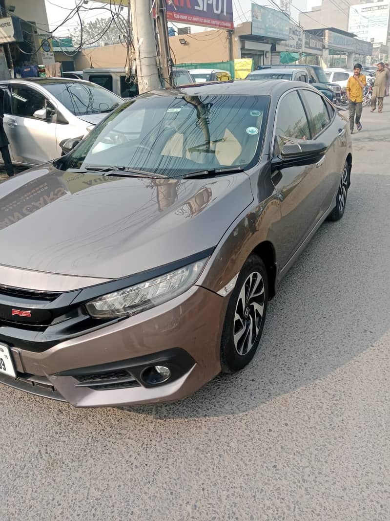 Honda Civic Turbo 1.5 2016 1