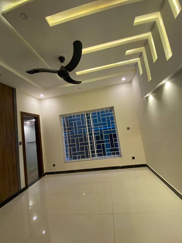 7 Marla Fully Luxury House Available For Rent In Good Price In Bahria Town Phase 8 Abu Bakar Block Rawalpindi 18