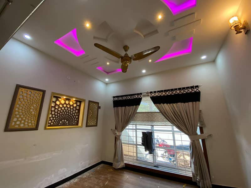 5 Marla Designer House Available FOR RENT IN BAHRIA TOWN PHASE 8 (M BLOCK) 2