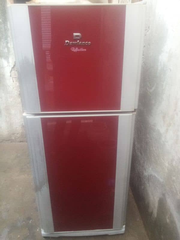 dawlance full saiz or medium size fridge 8