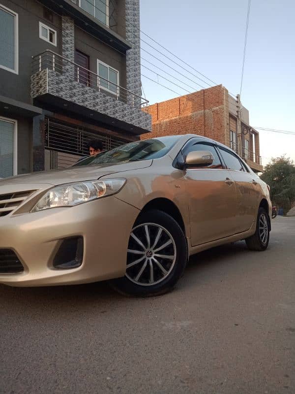 Toyota Corolla GLI 2012 4