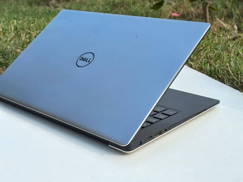 Dell XPS 9360 4K Core i7 7th Generation 16/256 3