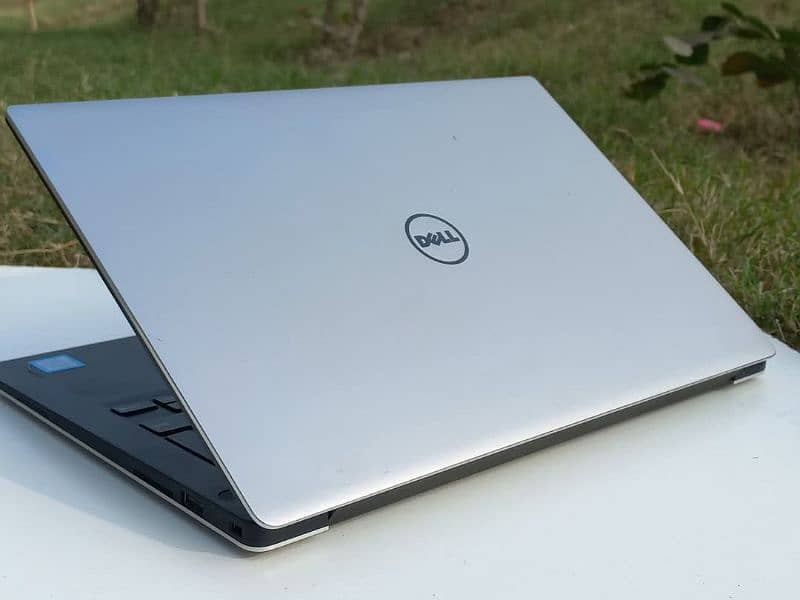 Dell XPS 9360 4K Core i7 7th Generation 16/256 7