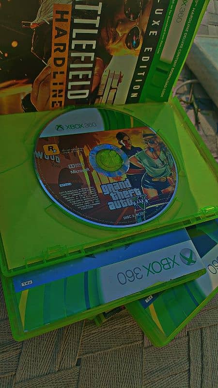 Xbox 360 Ultra Slim Special Edition 5