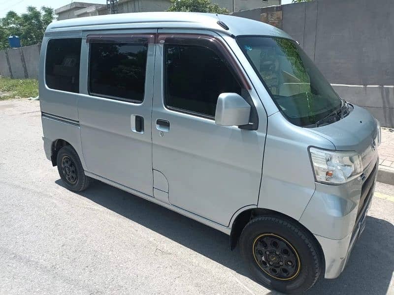 Daihatsu Hijet 2018 2