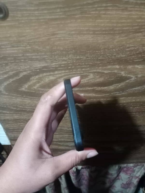 Oppo F21 pro 5G 8+8/128 With Box Charger 0