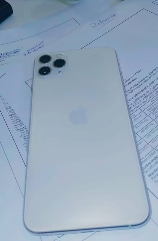 IPhone 11Pro Max 256gb Non PTA sale - 105,000/-PKR 1