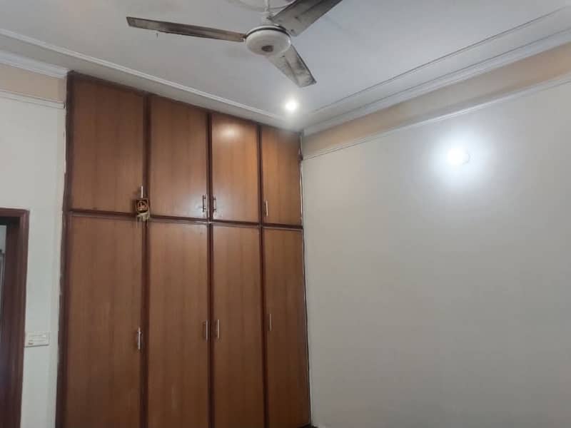 5 marla lower portion for rent in johar town for office software house and call centre and bachelor students+ jobholder 7