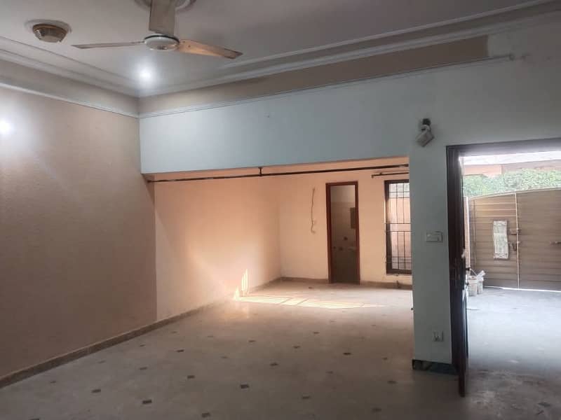 5 marla lower portion for rent in johar town for office software house and call centre and bachelor students+ jobholder 9