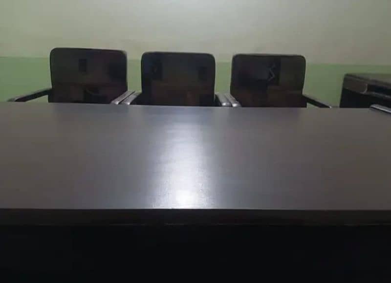 Used Office Furniture | Executive table & chairs 3