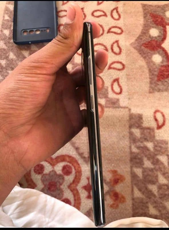 Samsung Galaxy S10PLUS 5g 8/256 no dots no shide 5