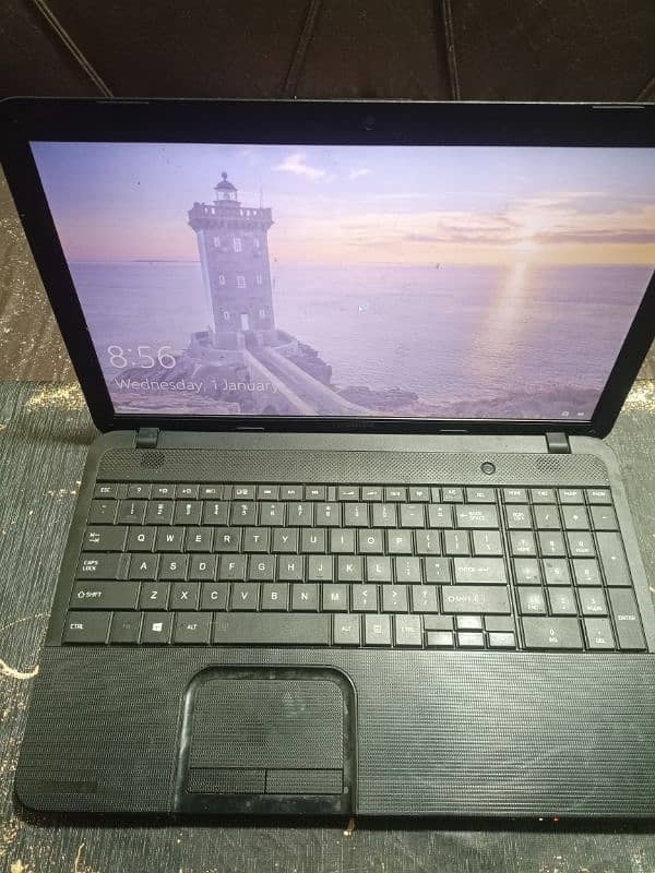 Toshiba laptop for sale in good condition 0