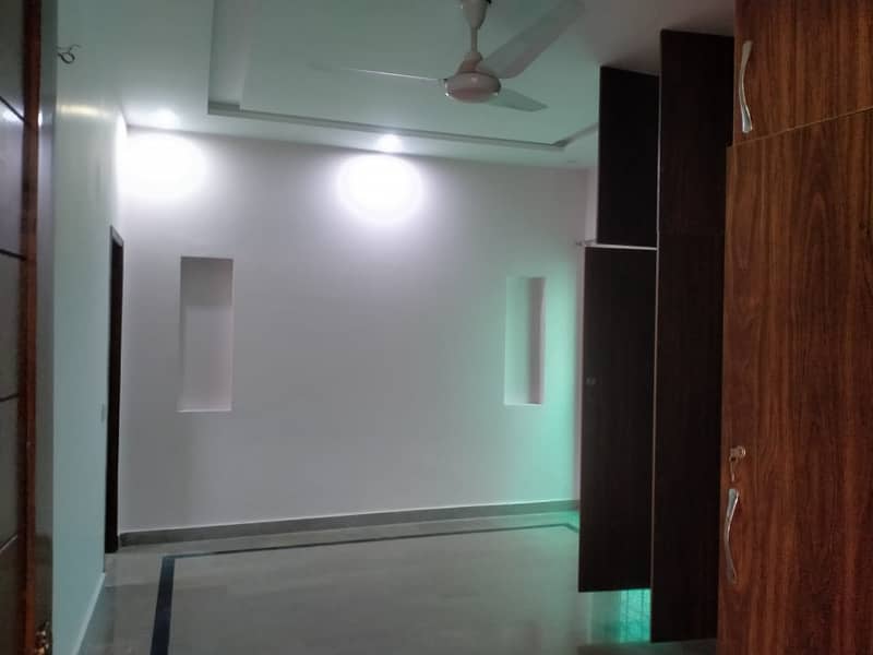 KANAL UPPER PORTION 3 BED FOR RENT 5