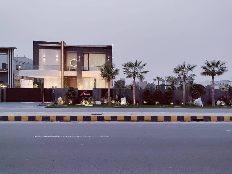 DHA 01 Kanal Brand New Luxury Bungalow kanal lawn Available For Sale 37