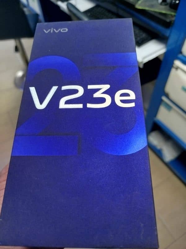 Vivo V23e with box and charger 5