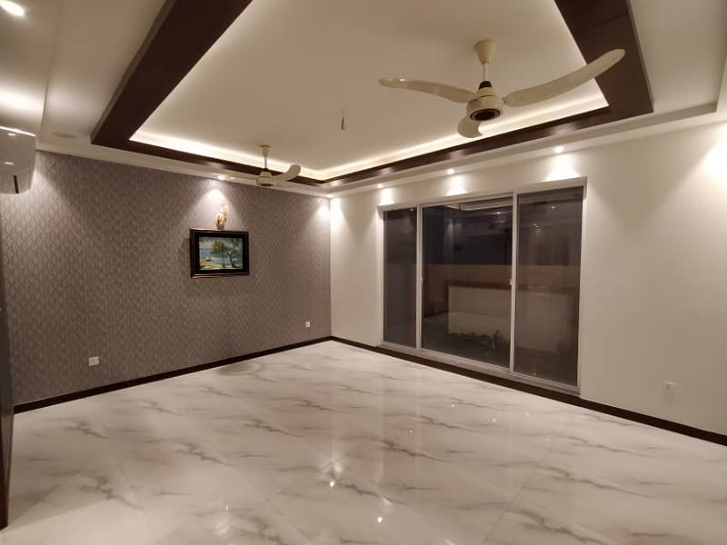 KANAL BUNGALOW FURNISHED HOUSE FOR SALE IN DHA PHASE 6 35