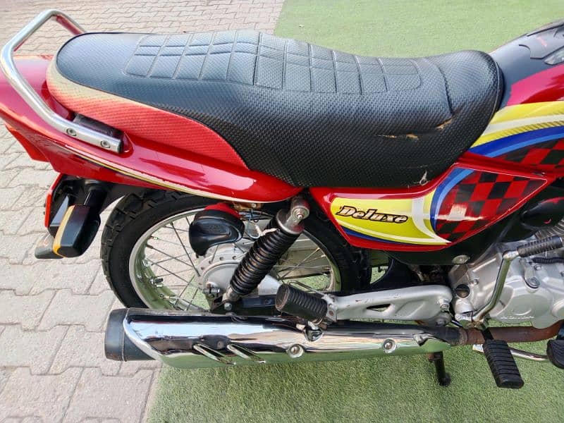 Honda Deluxe 125 5