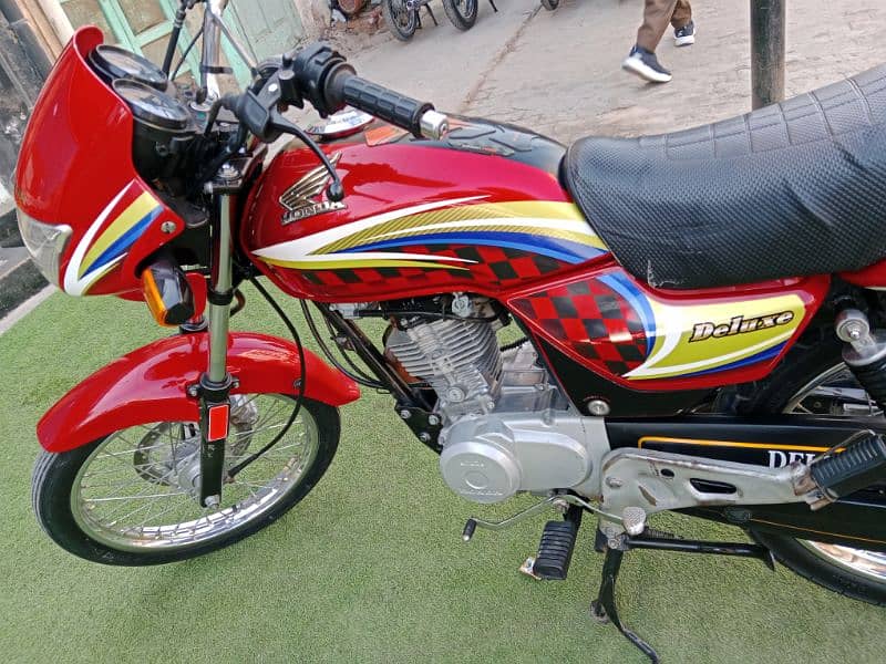 Honda Deluxe 125 15