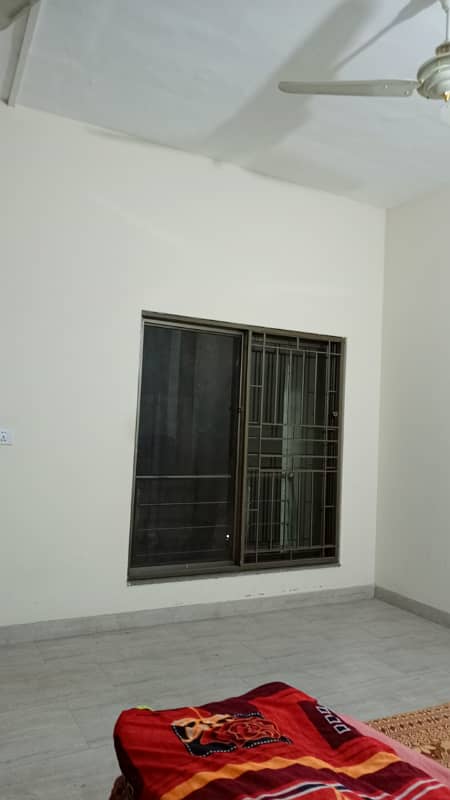 Office space for rent in Johar town for (Call center + Software house + Marketing office and other setup as you want) 3