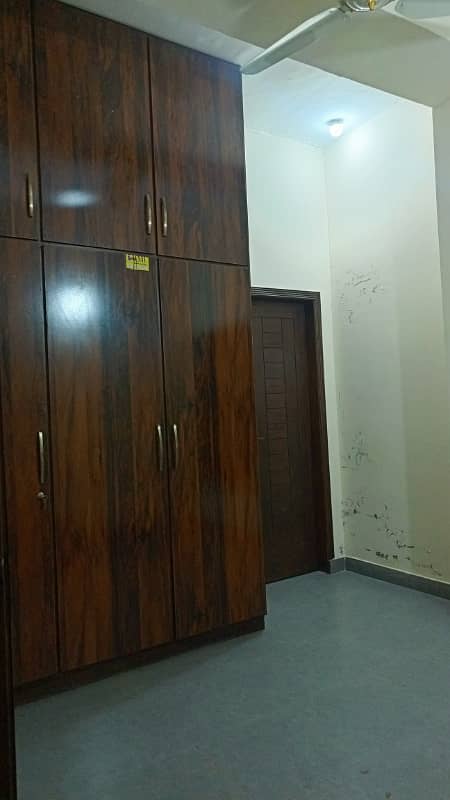 Office space for rent in Johar town for (Call center + Software house + Marketing office and other setup as you want) 4