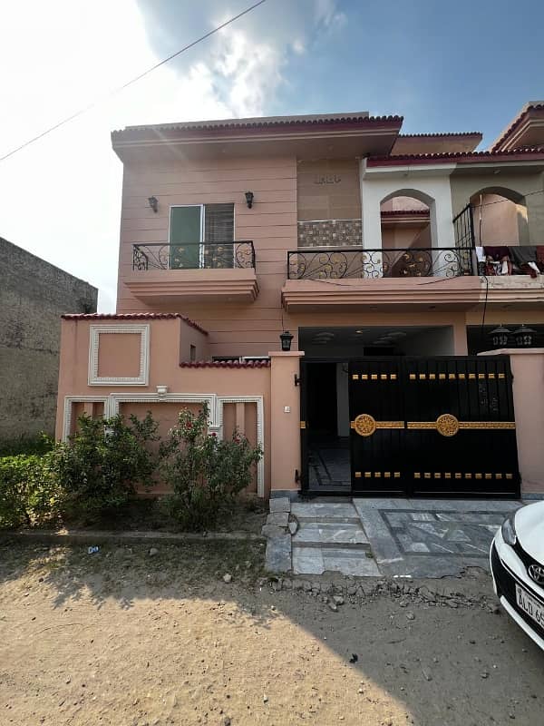 A Prime Location 5 Marla House Is Up For Grabs In Al Haram Garden 0